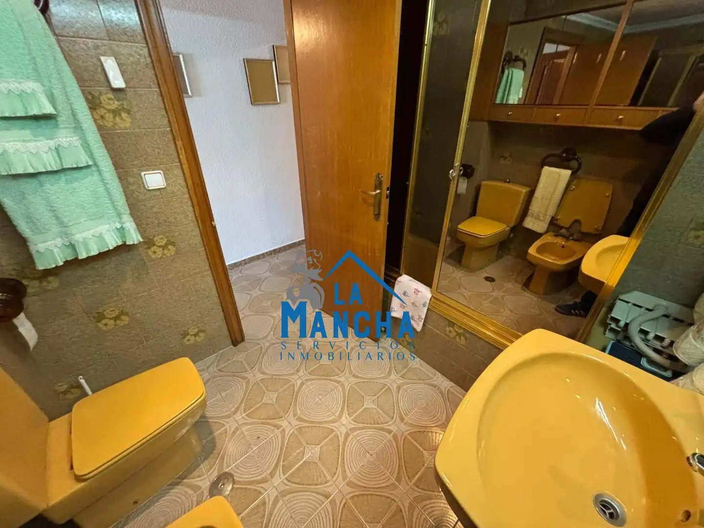 Badezimmer von Wohnung zur Miete in Albacete mit Heizung, Terrasse und Abstellraum