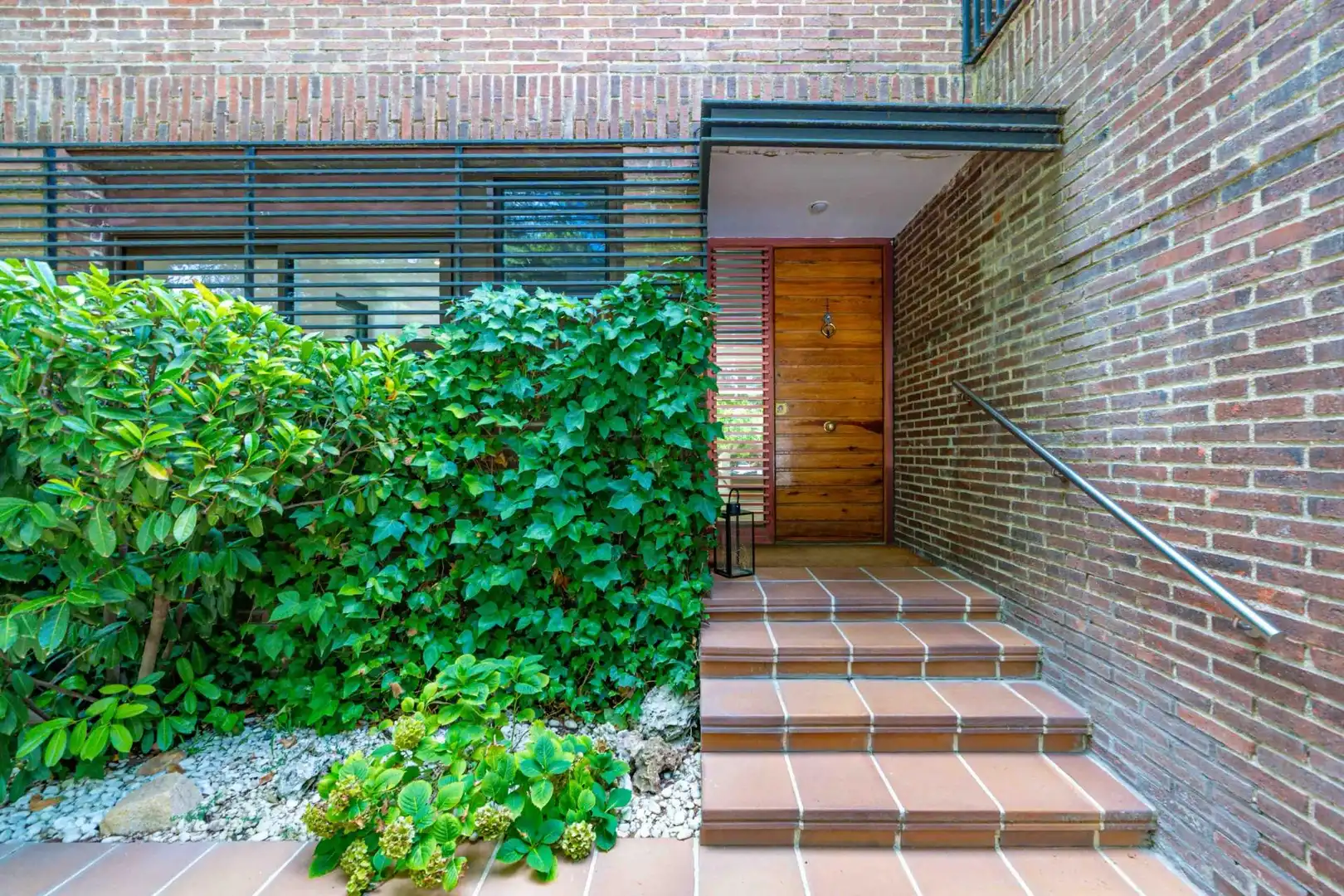 Casa aparellada amb piscina de lloguer a Urbanización Este - Montepríncipe, imagen 59
