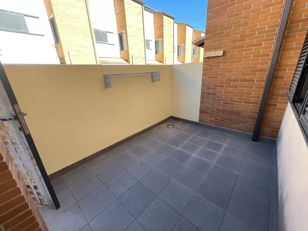 Adosado con piscina en venta en Carrer Elionor Ripoll, imagen 25