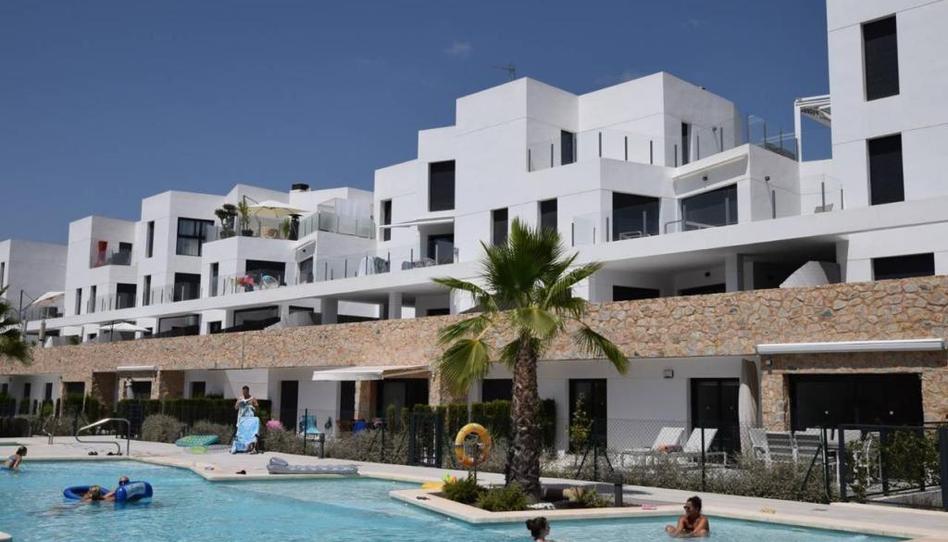 Foto 1 de Apartament en venda a Los Almendros, Alicante