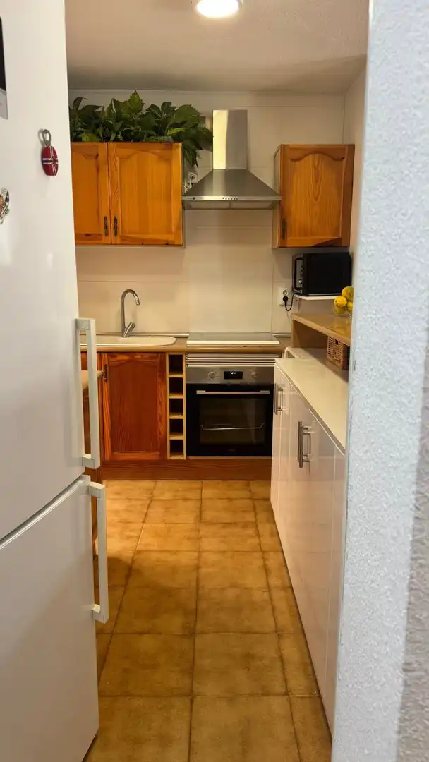 Cuina de Casa adosada en venda en Orihuela amb Jardí privat, Terrassa i Traster