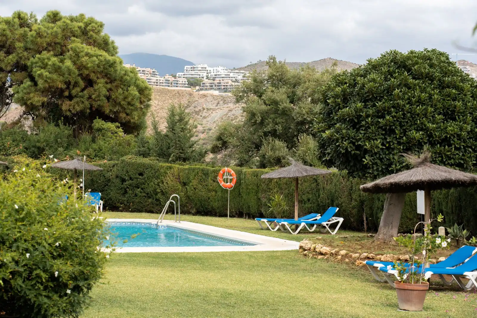 Flat with pool for sale in Nueva Andalucía, imagen 24