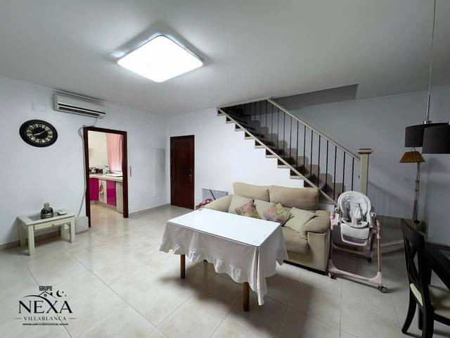 Dúplex en Venta en  MARQUES en San Silvestre de Guzmán