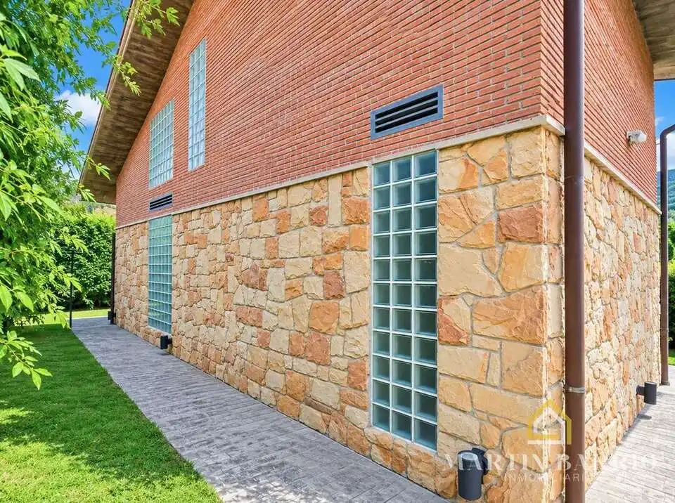 Vista exterior de Casa o chalet en venta en Muskiz con Aire acondicionado, Calefacción y Jardín privado