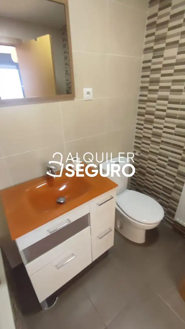 Bany de Pis de lloguer en Tres Cantos amb Aire condicionat, Calefacció i Terrassa