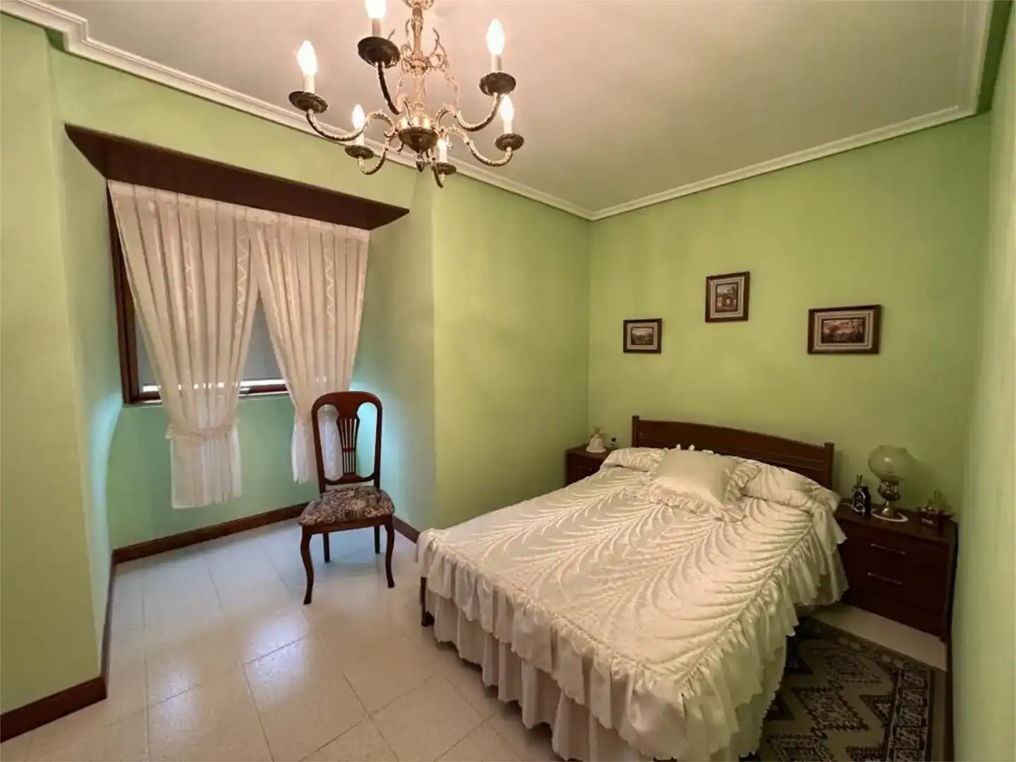 Schlafzimmer von Wohnung zur Miete in Noja mit Klimaanlage und Balkon