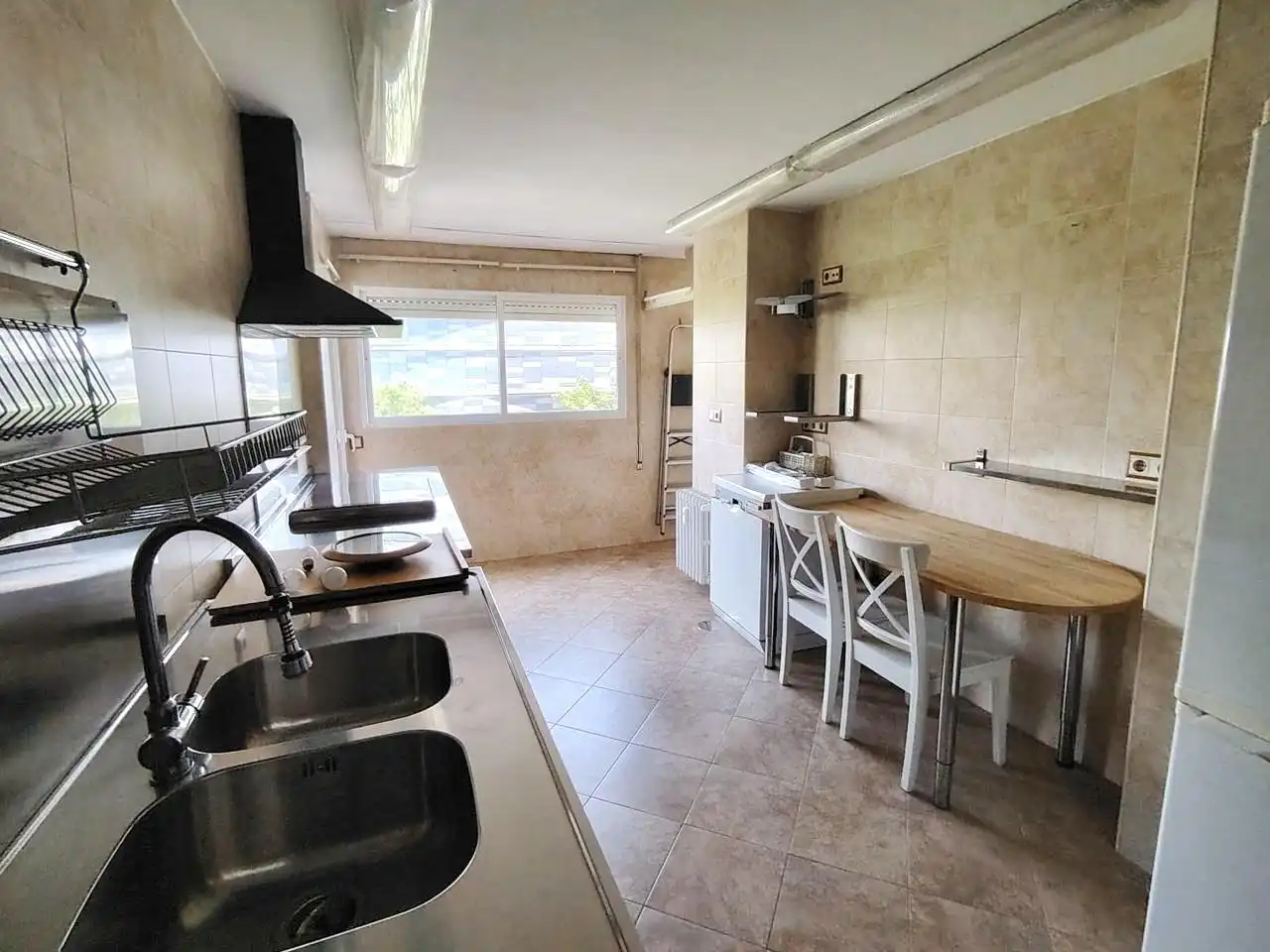 Kitchen of Flat for sale in Madrid  with Air Conditioner, Heating and Parquet flooring
