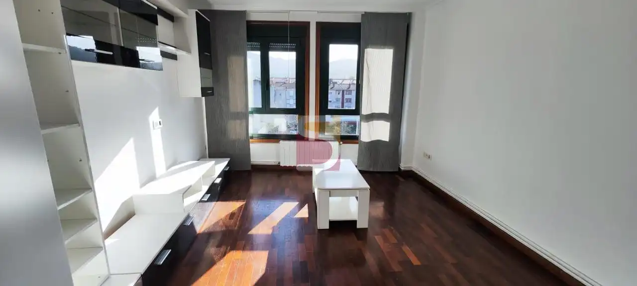 Wohnzimmer von Wohnung zur Miete in Gondomar mit Heizung, Abstellraum und Möbliert