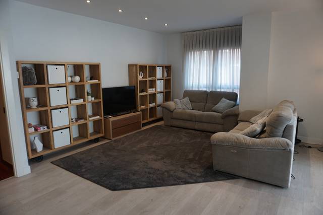 Piso en Venta en Centro - Ariz - Uribarri