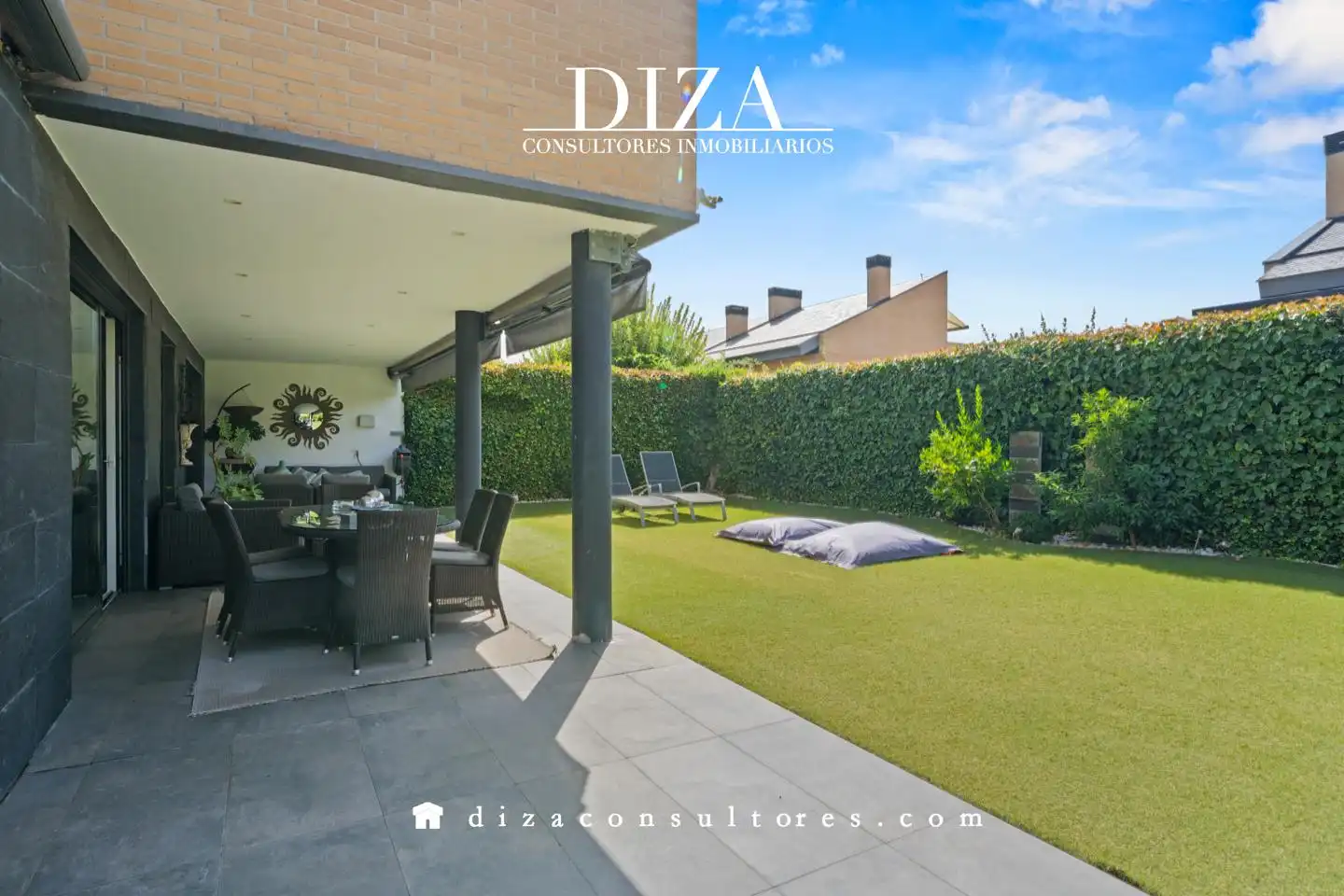 Garden of Houses for sale in La Moraleja  with Air Conditioner, Heating and Private garden