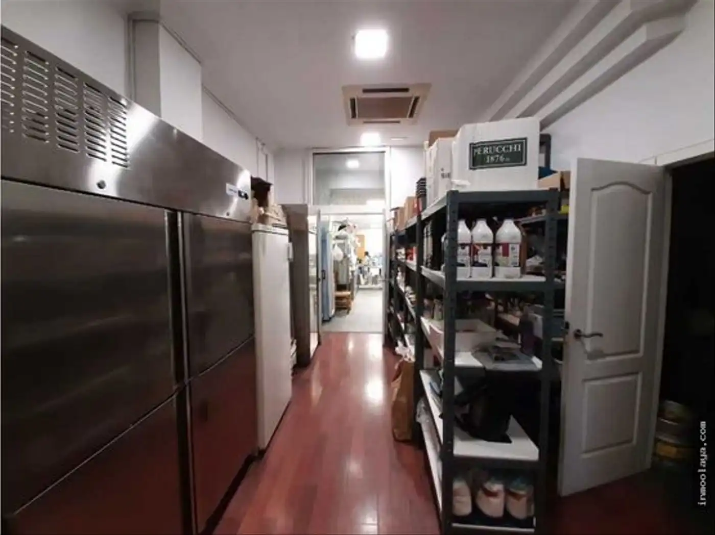 Business premises for transfer in Sants - Montjuïc, imagen 35