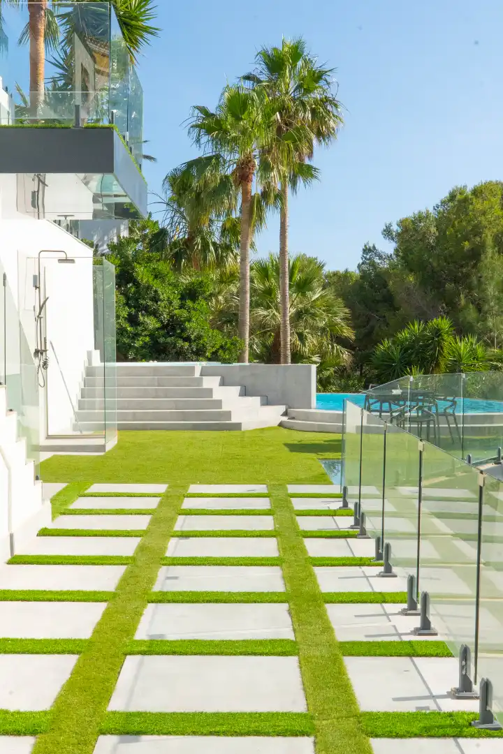 Piscina de Casa o xalet en venda en Benalmádena amb Aire condicionat, Calefacció i Jardí privat