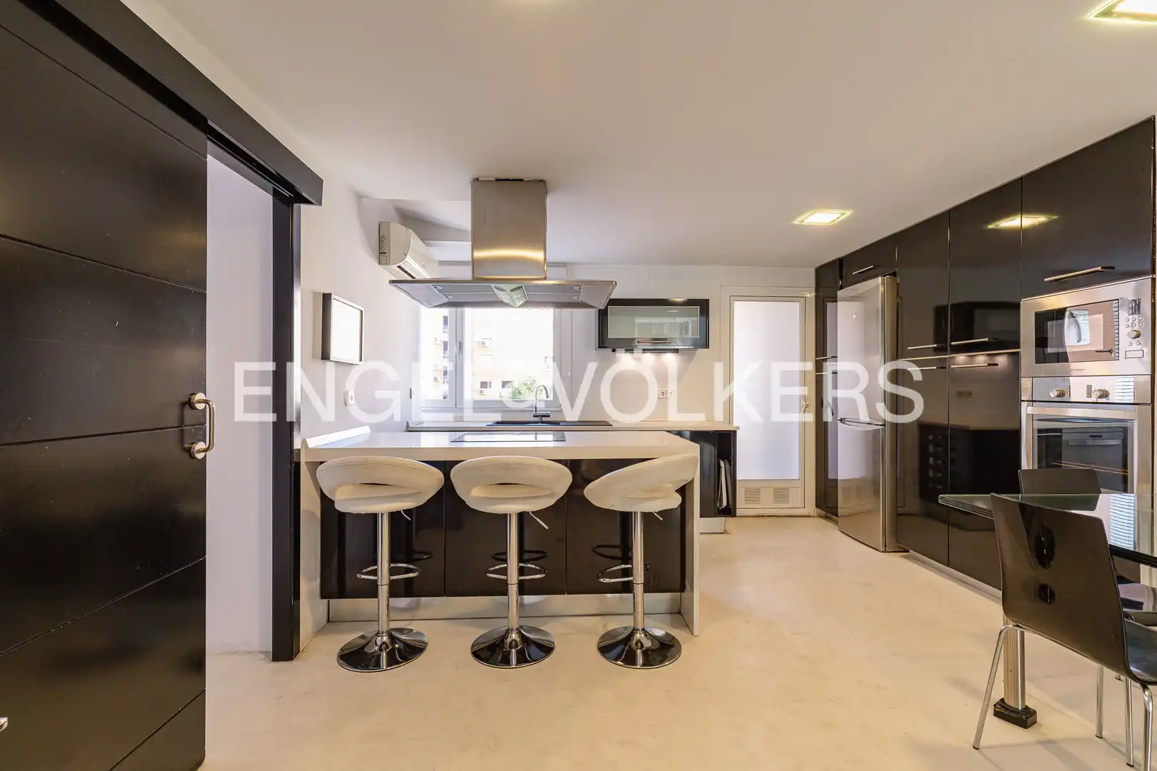 Cocina de Piso en venta en Madrid con Aire acondicionado, Calefacción y Trastero