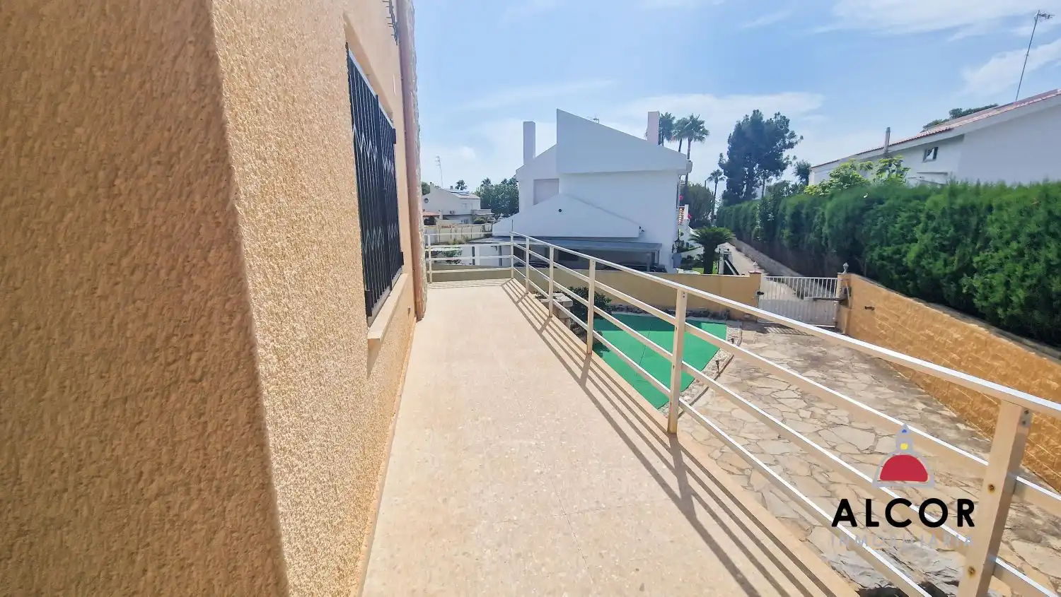 Chalet con jardín en venta en Zona Papa Luna - Platja del Gurugú, imagen 4