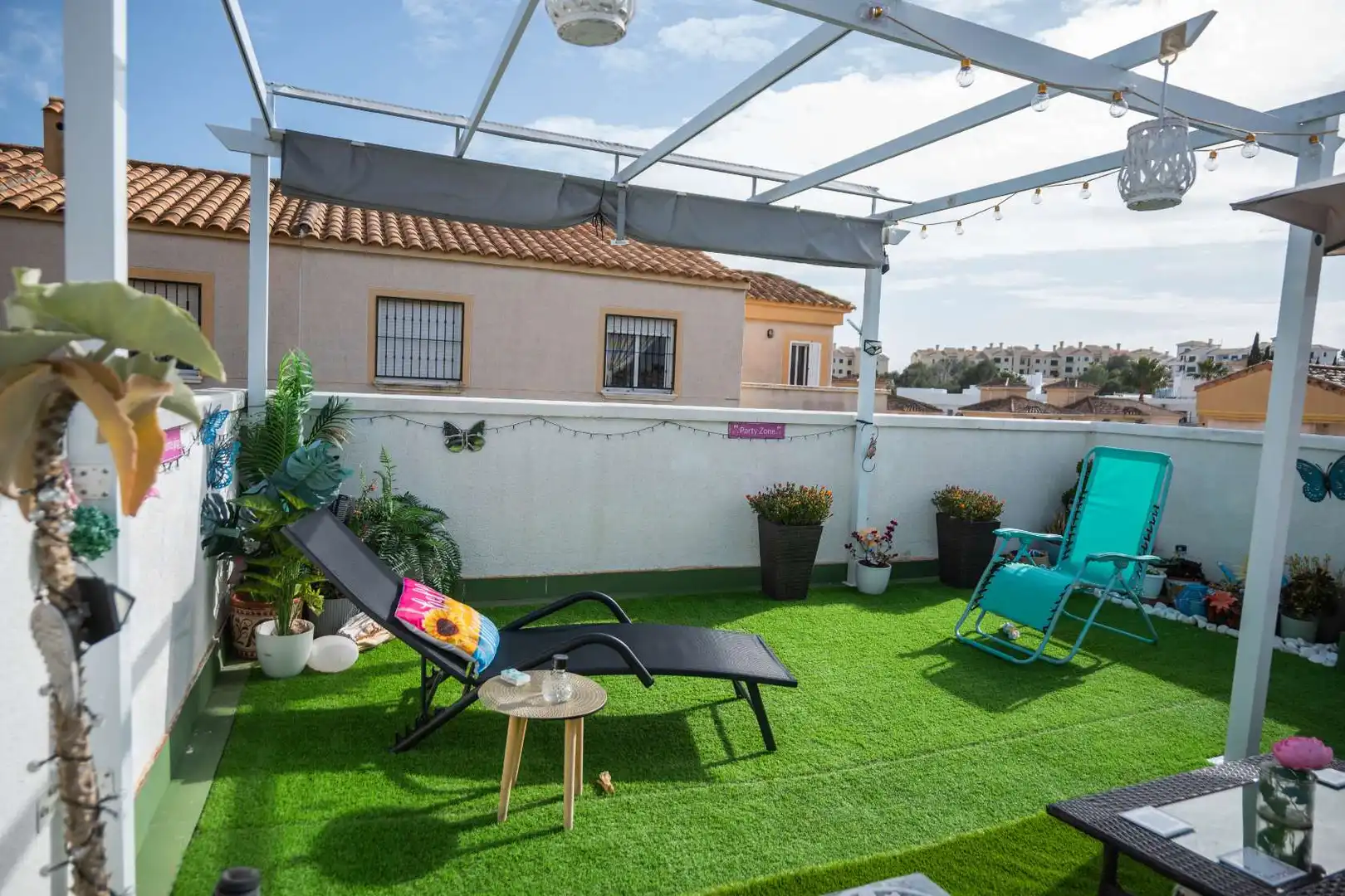 Terrasse von Einfamilien-Reihenhaus zum Verkauf in Orihuela mit Klimaanlage, Heizung und Terrasse