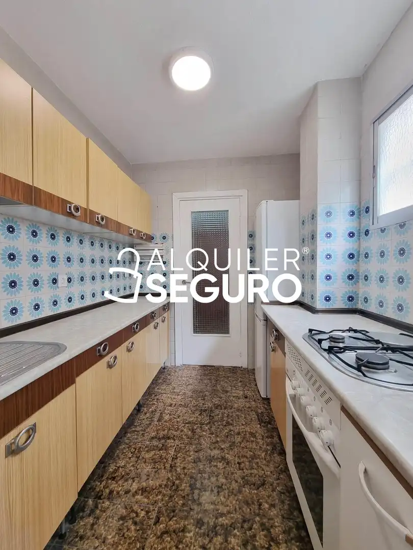 Cocina de Piso de alquiler en Collado Villalba con Calefacción, Terraza y Piscina