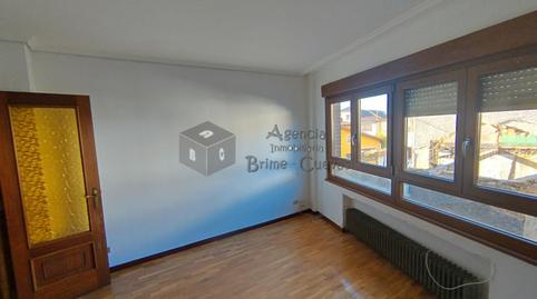 Foto 4 de Piso en venta en Sorribas, 4, Noreña, Asturias