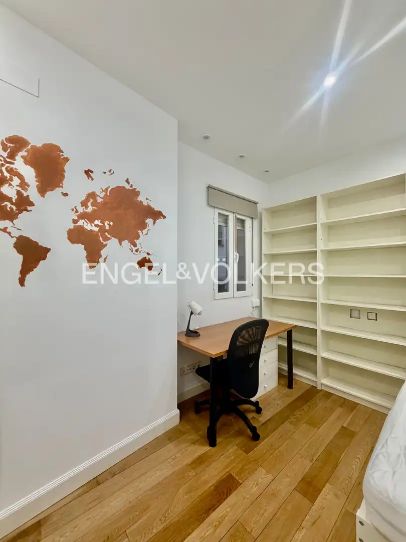 Wohnung zur Miete in Madrid mit Heizung, Möbliert und Balkon
