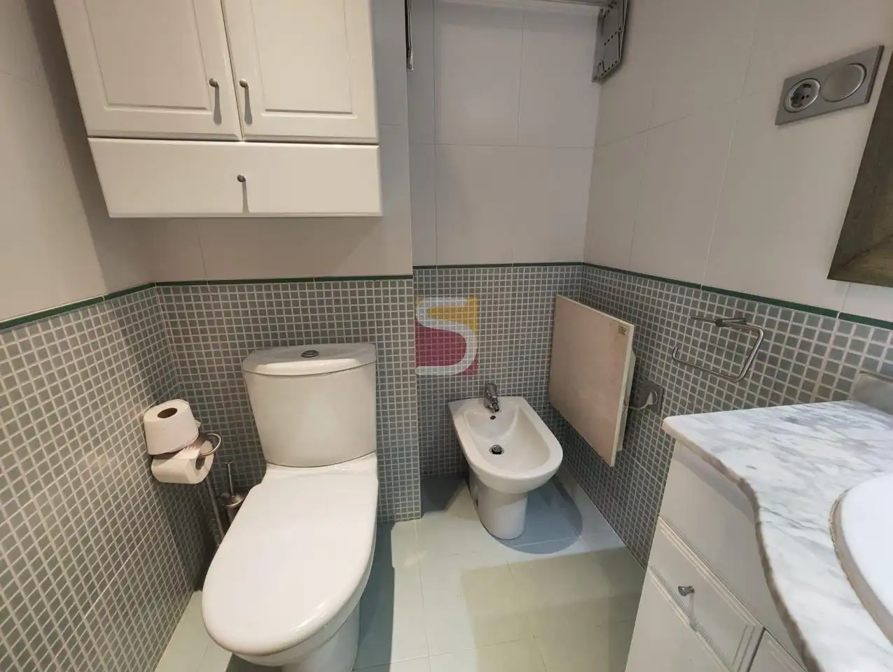 Baño de Apartamento de alquiler en Nigrán con Calefacción, Trastero y Amueblado