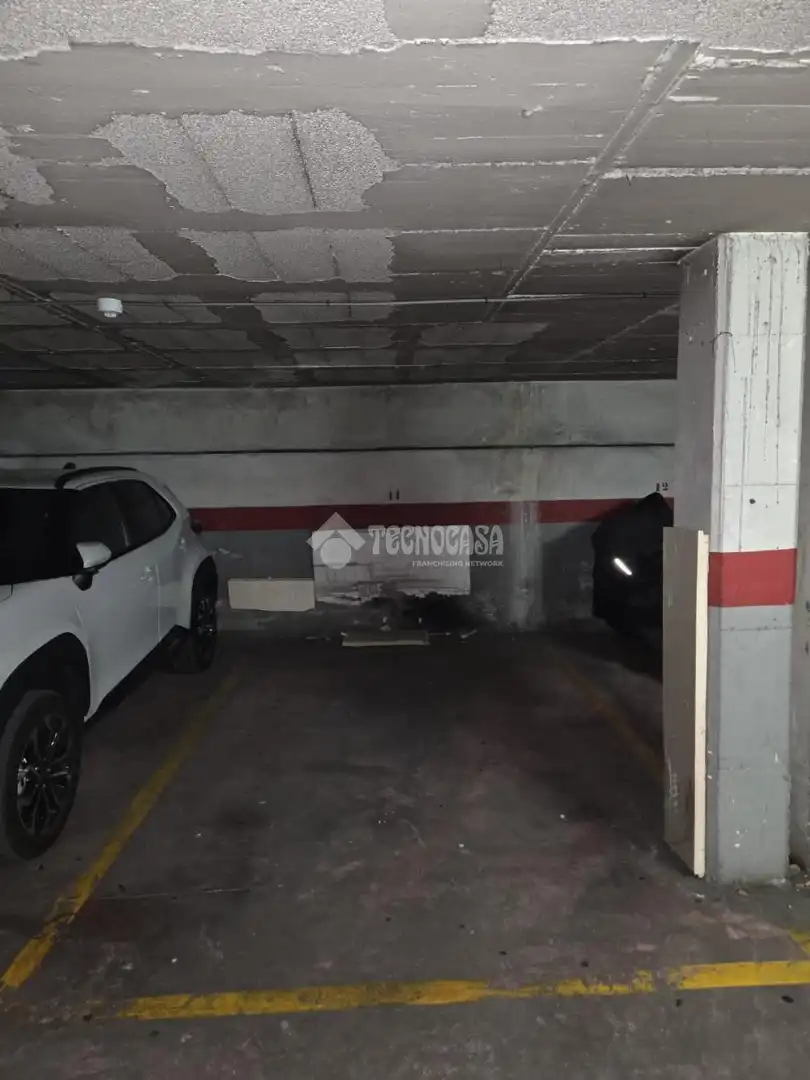 Parkplatz von Garage zum Verkauf in Terrassa
