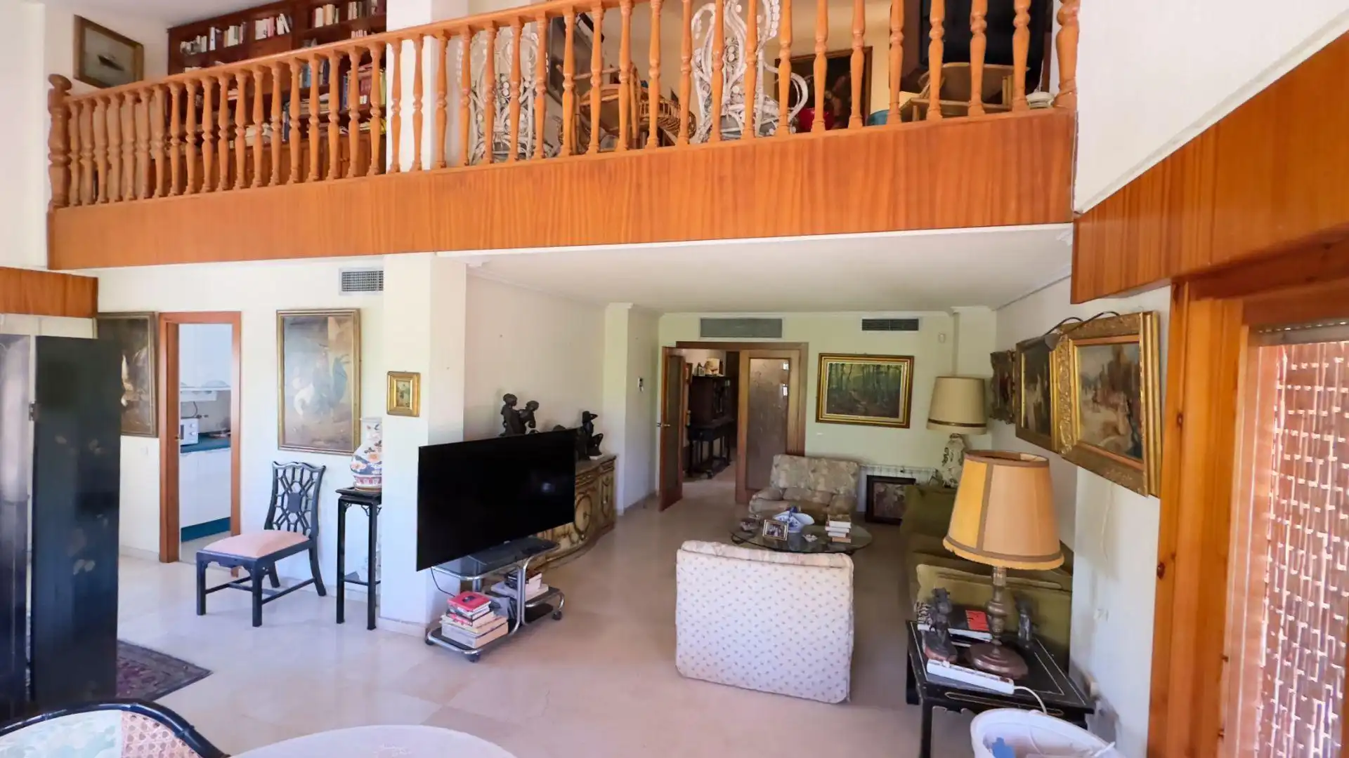 Sala d'estar de Dúplex en venda en Benidorm amb Aire condicionat, Calefacció i Moblat