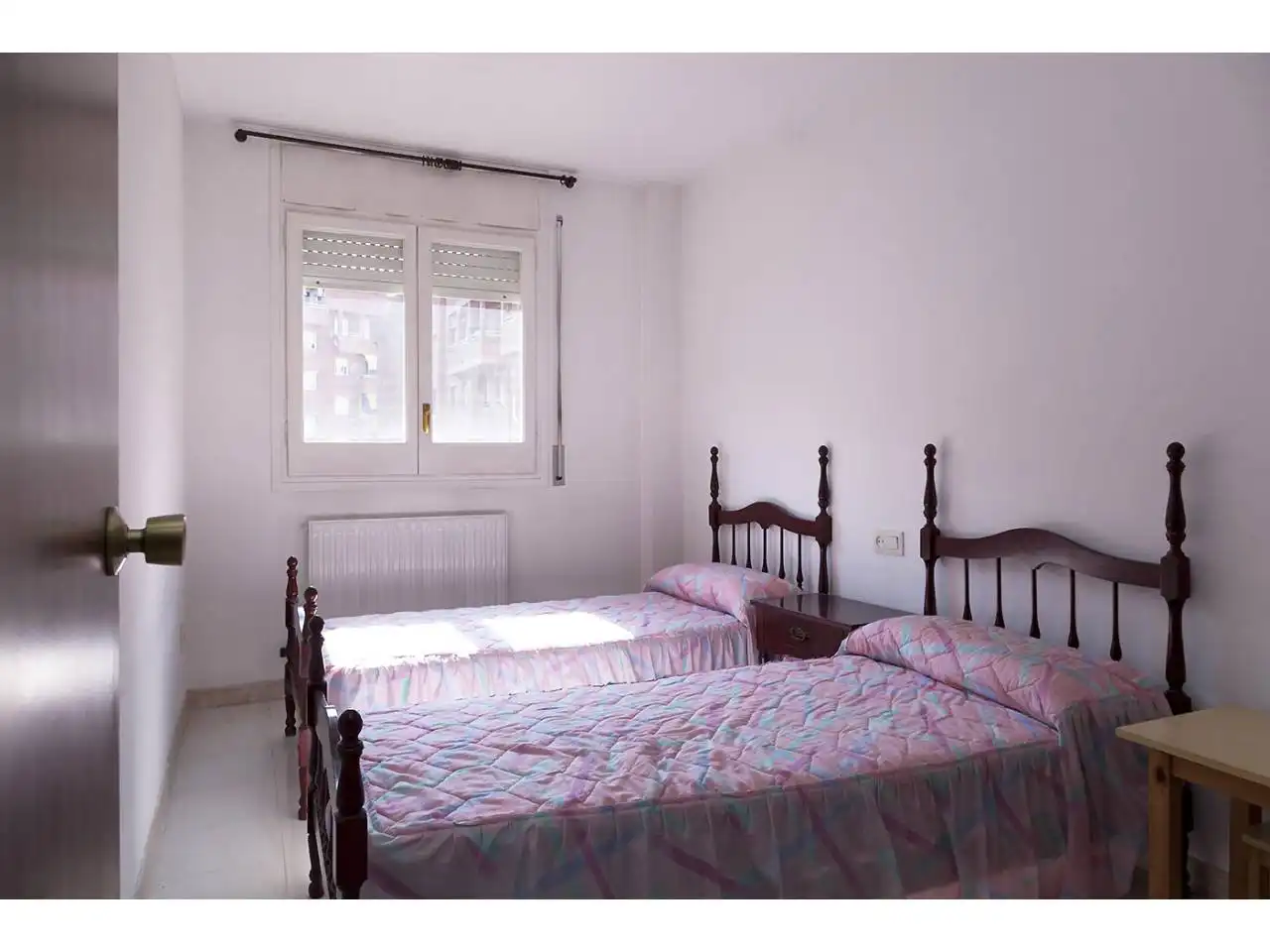 Habitación de Piso en venta en Sant Joan Despí con Calefacción y Terraza