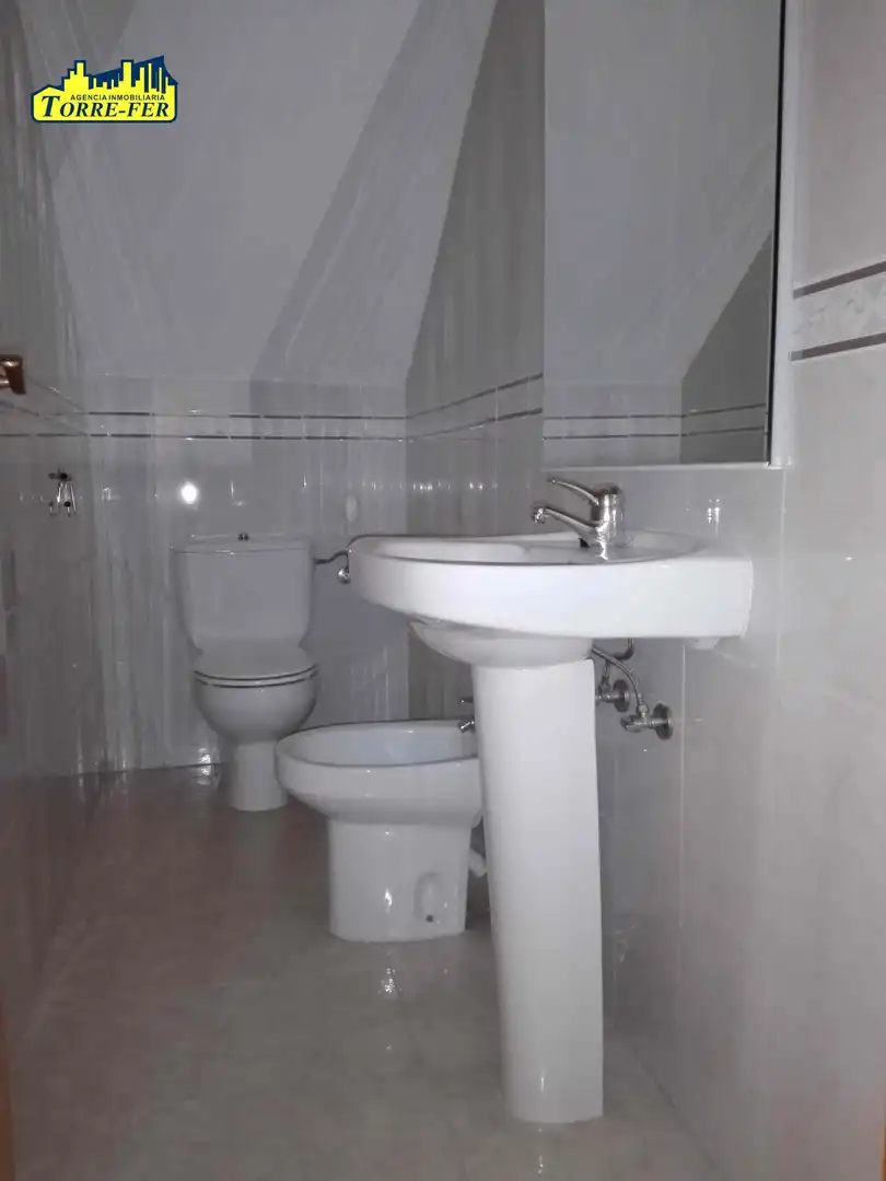 Bany de Local de lloguer en Almería