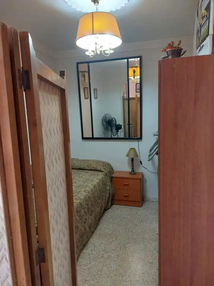 Habitación de Piso de alquiler en Cádiz con Balcón