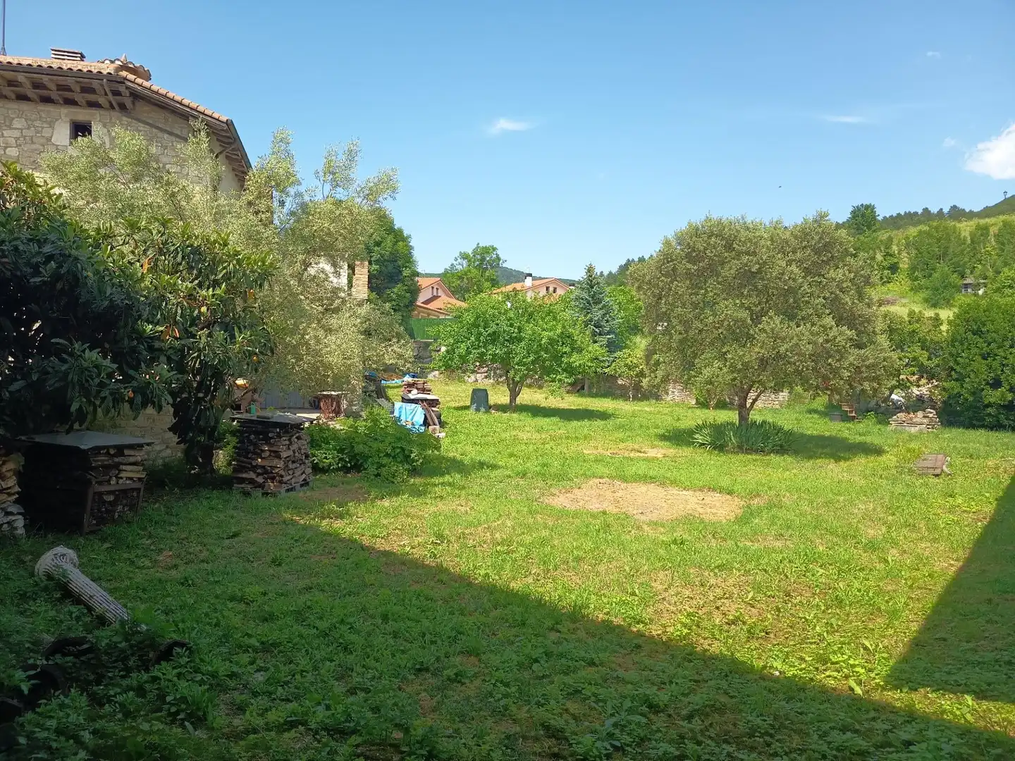 Garden of Houses for sale in Iza / Itza  with Heating