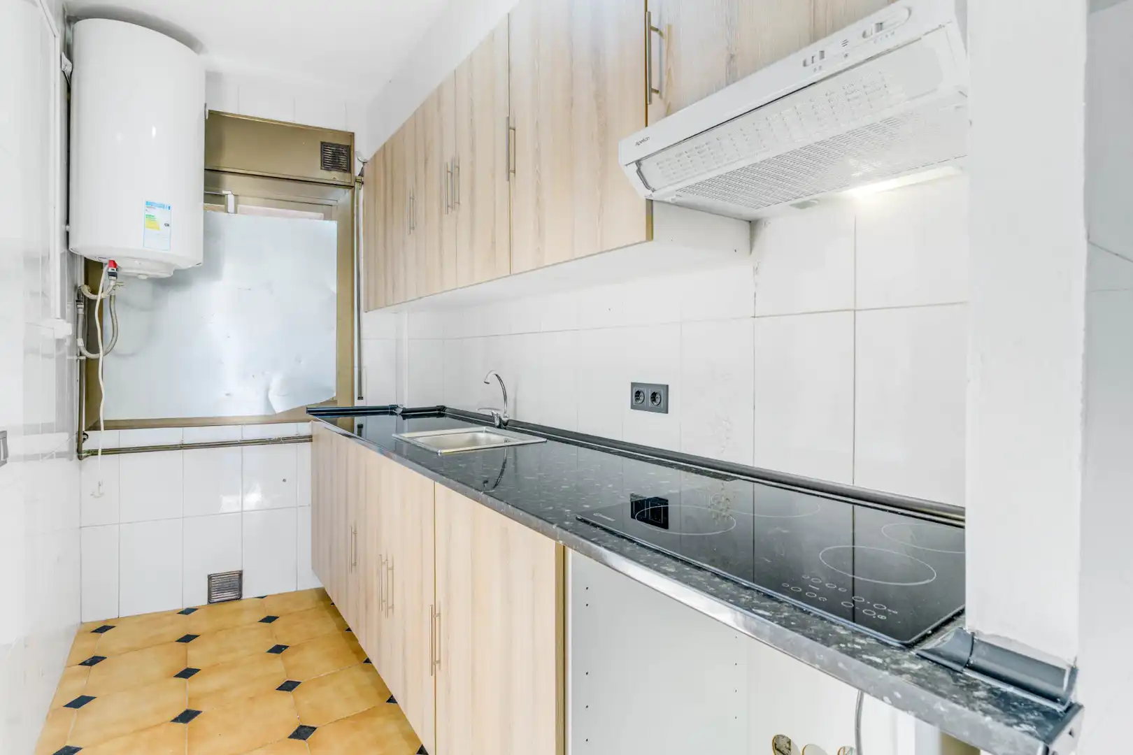 Cuina de Pis en venda en Mataró amb Parquet i Forn