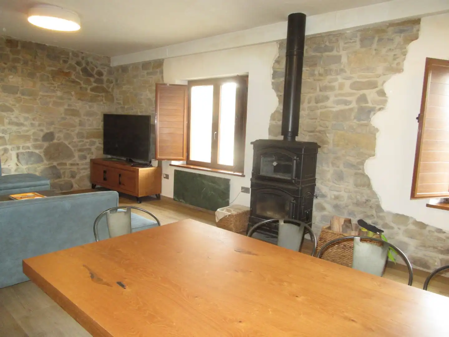Sala de estar de Casa o chalet en venta en Castiello de Jaca con Calefacción, Jardín privado y Terraza