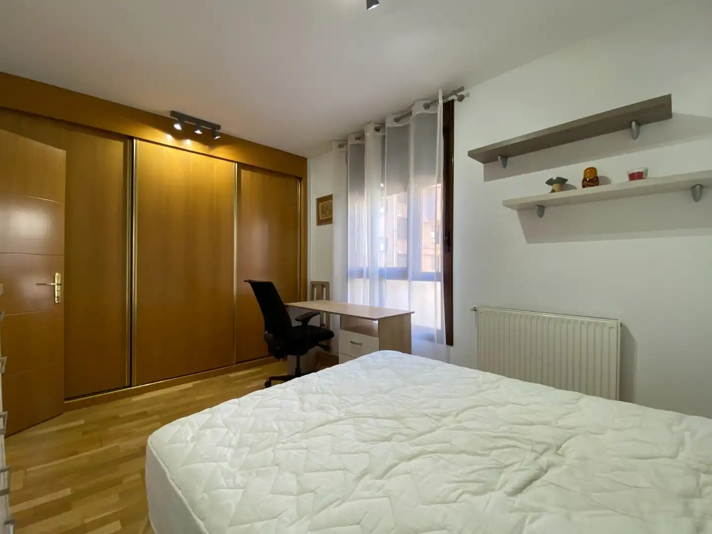Habitación de Piso de alquiler en Madrid con Calefacción