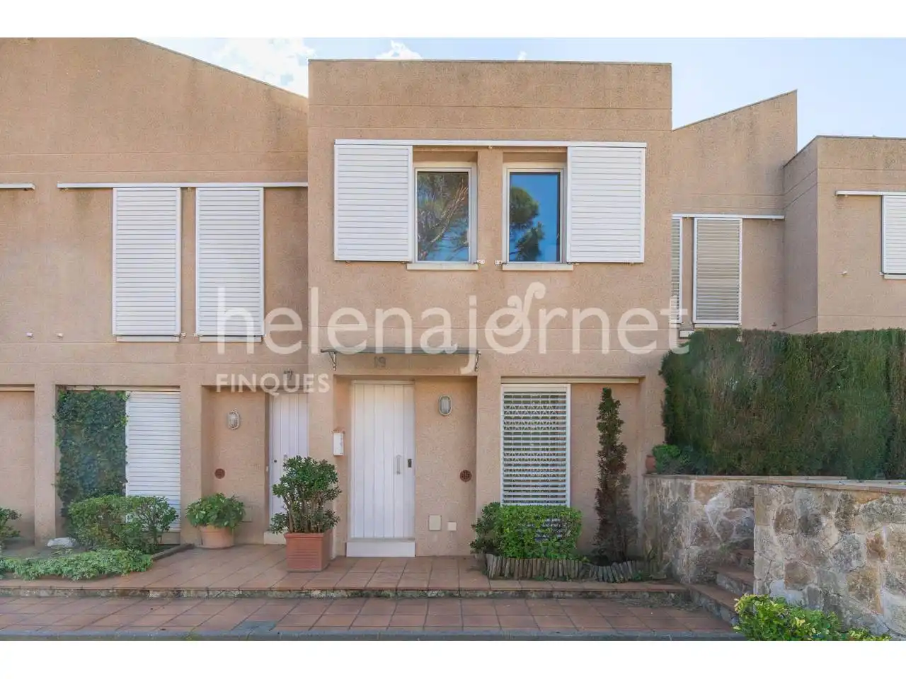 Vista exterior de Casa o xalet en venda en Sant Feliu de Guíxols amb Calefacció, Jardí privat i Terrassa
