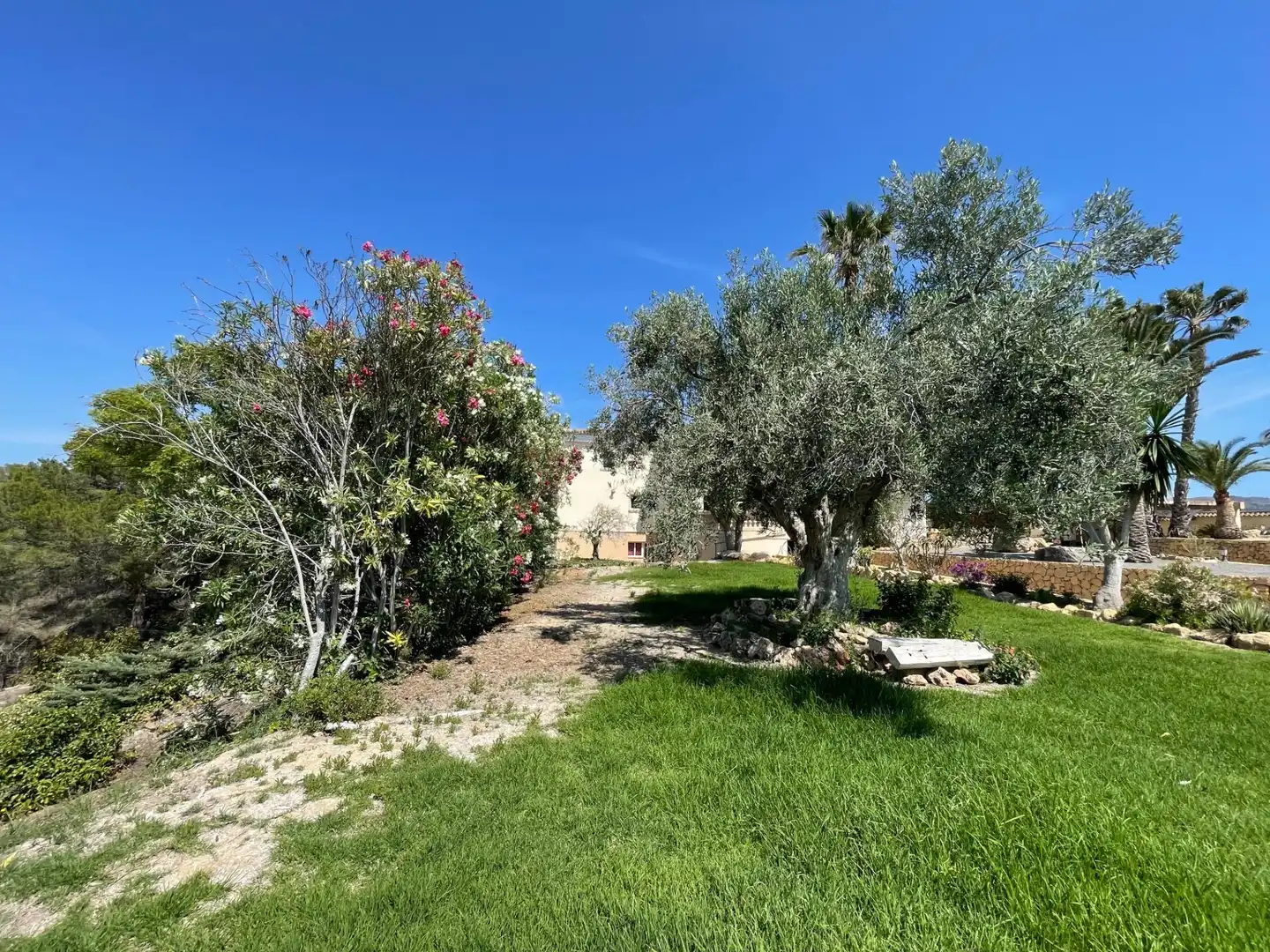 Garden of Houses for sale in L'Alfàs del Pi  with Air Conditioner, Heating and Private garden