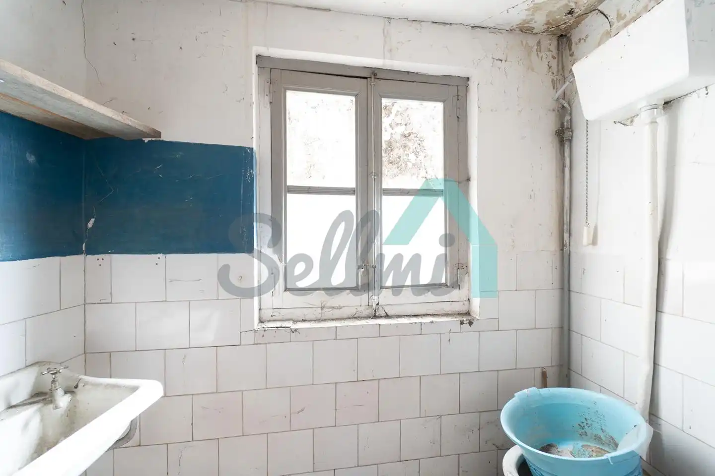 Bany de Edifici en venda en Boñar