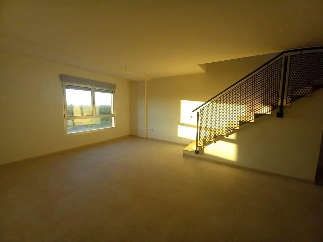 Attic for sale in La Pobla Llarga
