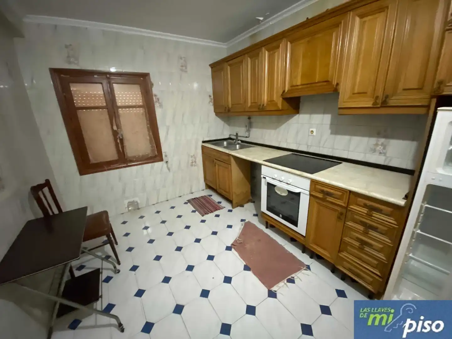 Kitchen of Flat for sale in Tordesillas  with Parquet flooring, Terrace and Furnished