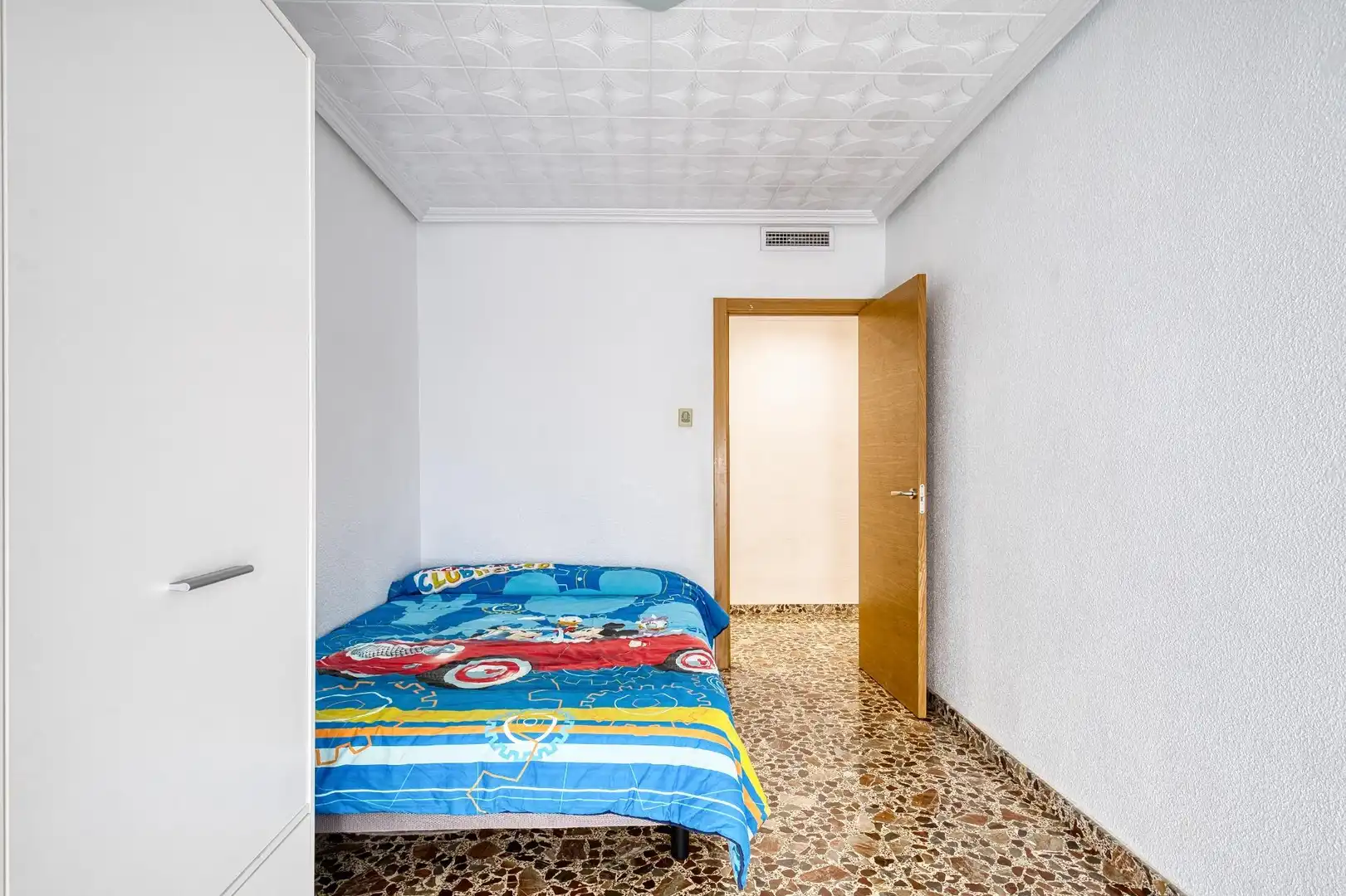 Flat for sale in Calle ALFEREZ COSIDO, imagen 4