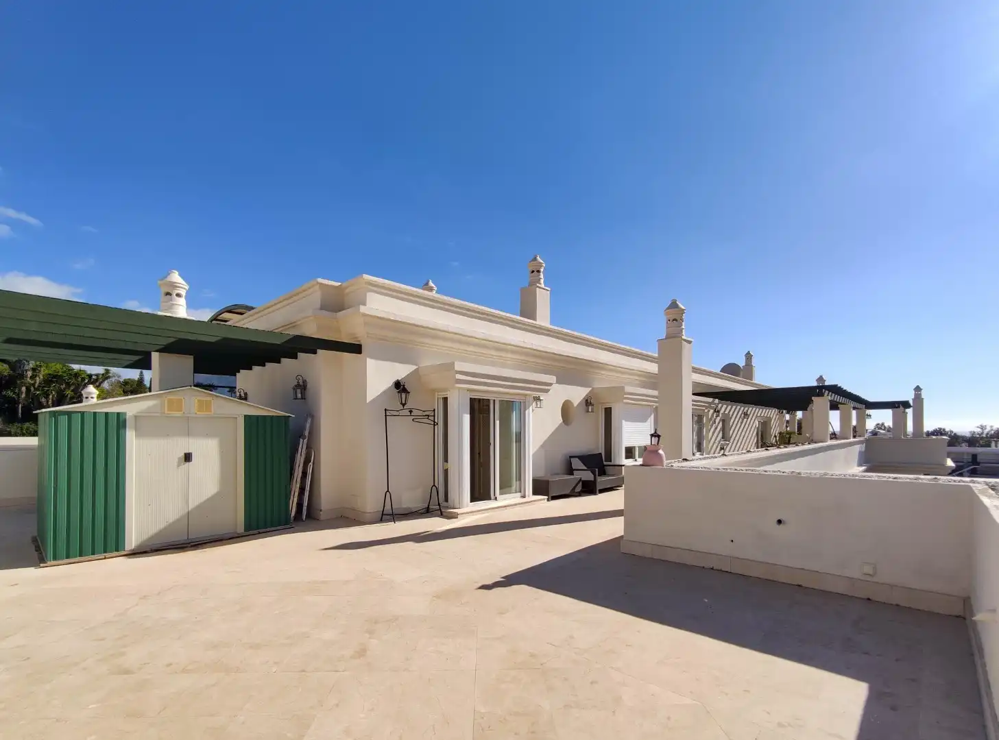 Exterior view of Attic for sale in Marbella  with Air Conditioner, Terrace and Swimming Pool