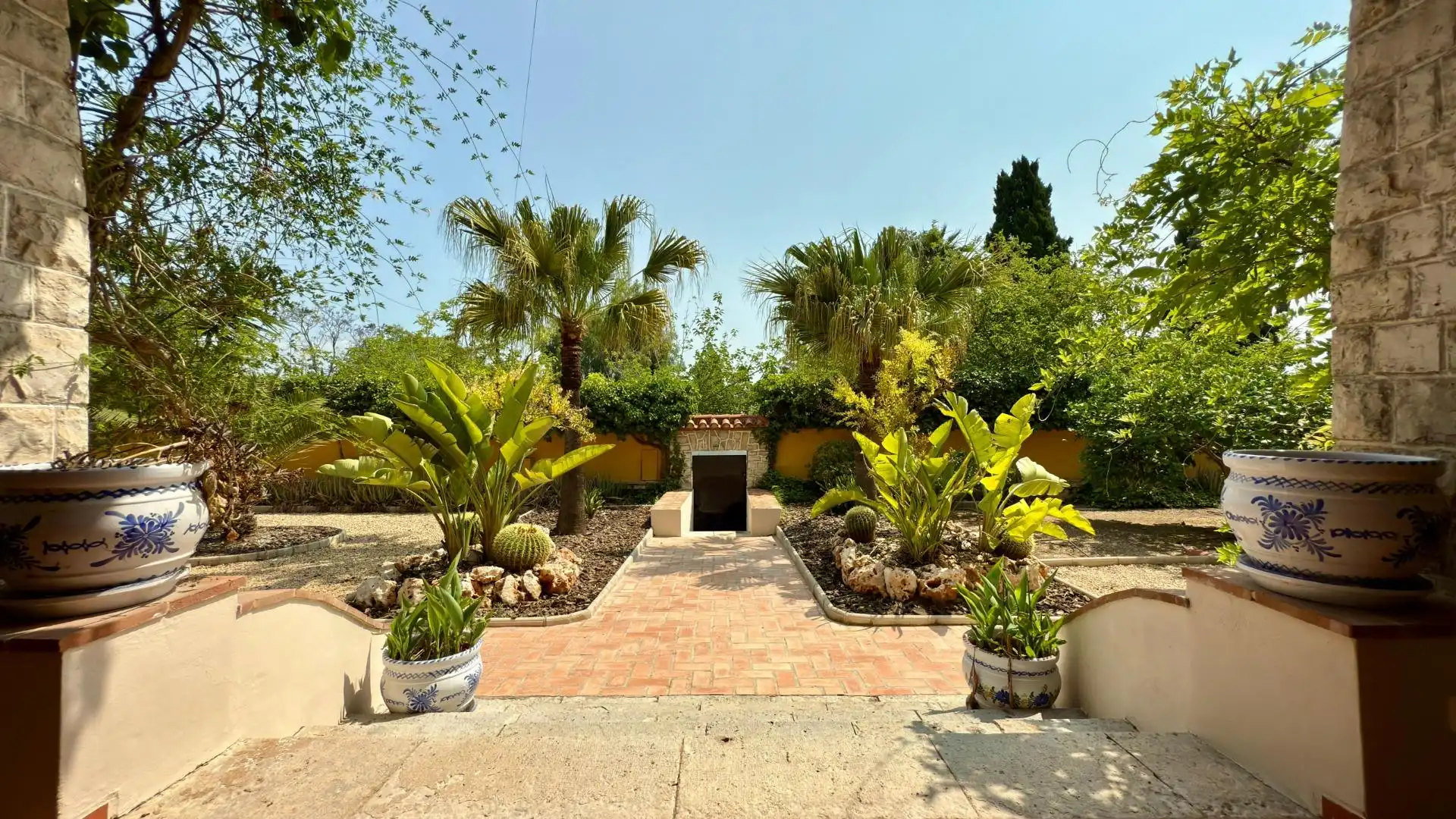 Jardí de Casa o xalet en venda en Alicante / Alacant amb Aire condicionat, Calefacció i Jardí privat