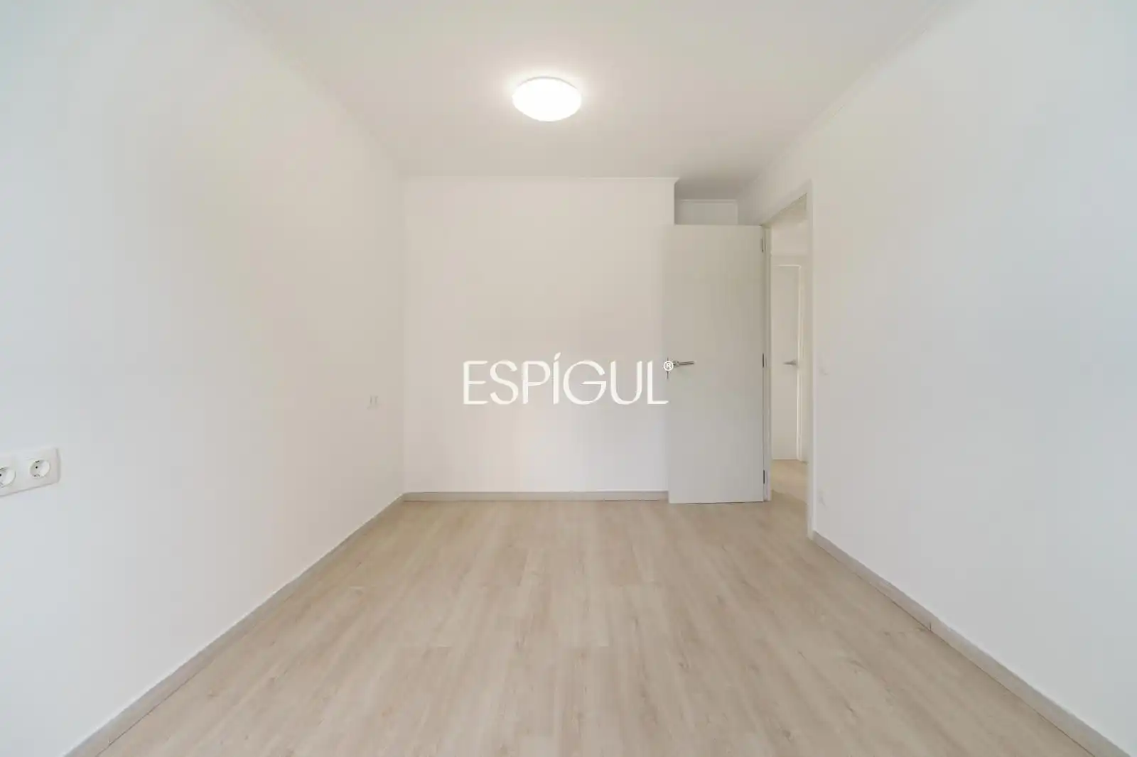 Ático con terraza en venta en Trelawny, imagen 14