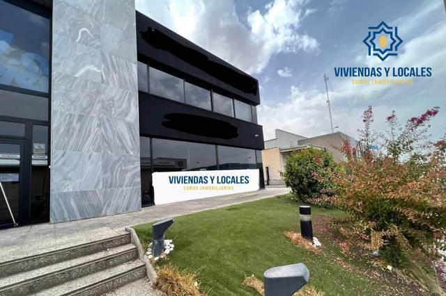 Oficina en Alquiler en Barrio de Zaidín