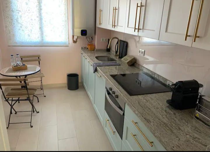Flat to rent in Parque Ayala - Jardín de la Abadía - Huelín