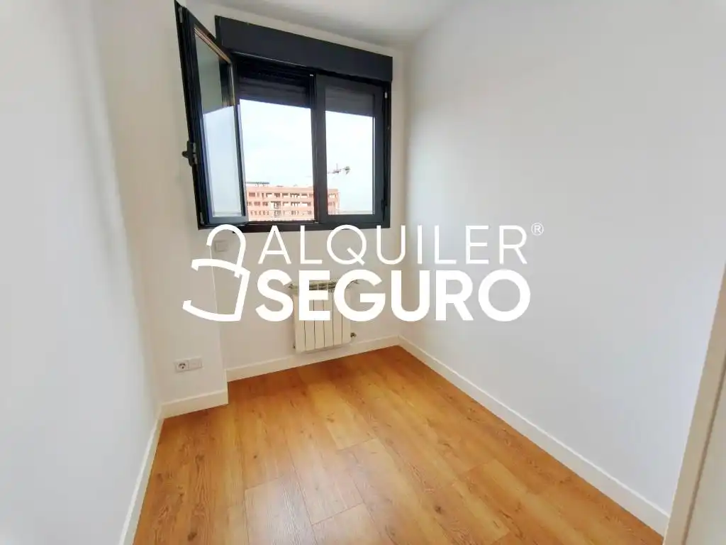 Bedroom of Flat for rent in Móstoles  with Air Conditioner, Heating and Terrace