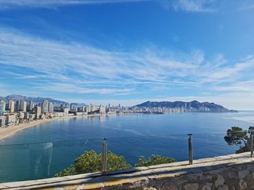 Appartement compact avec piscine à vendre à Playa de Poniente