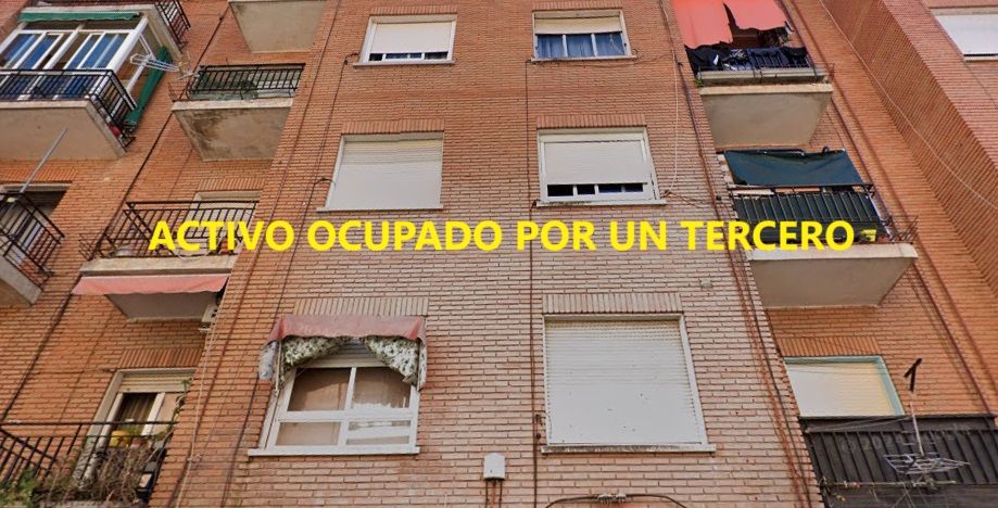 Flat for sale in Paseo Muelle, El Pilar - La Estación