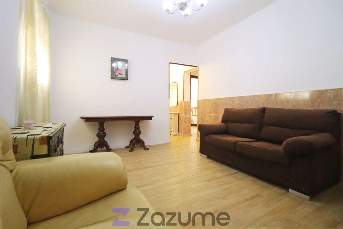 Living room of Flat to rent in  Madrid Capital  with Parquet flooring, Furnished and Oven