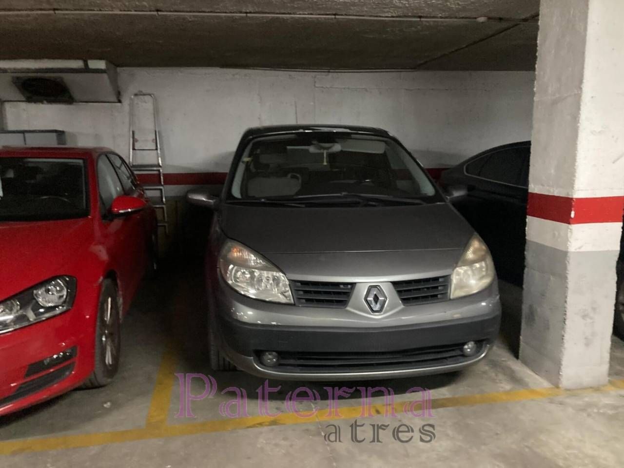 Aparcament de Garatge en venda en Paterna