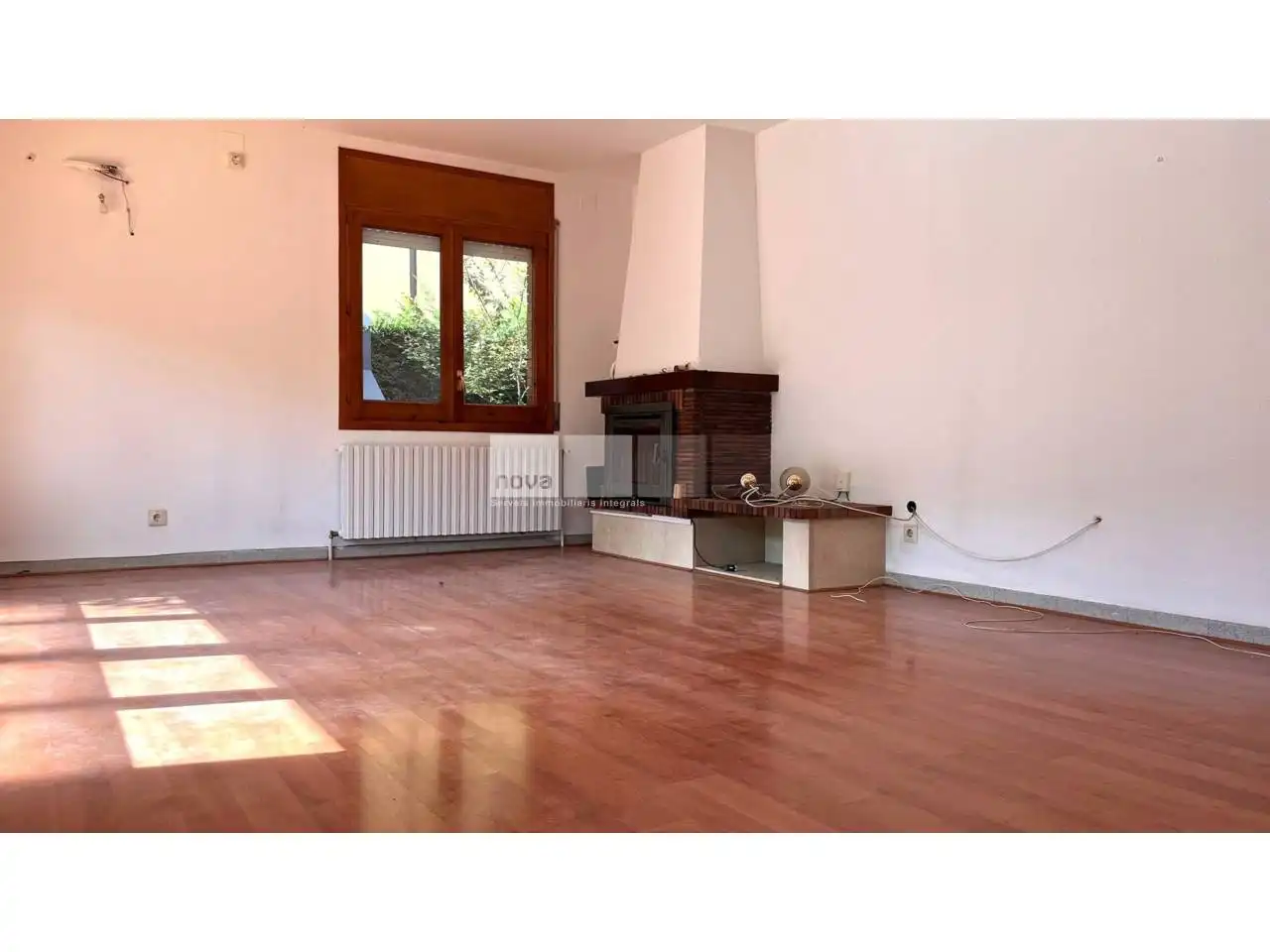 Sala d'estar de Casa o xalet en venda en Tona amb Calefacció i Terrassa