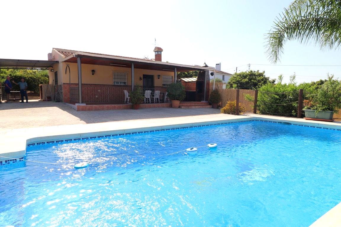 Piscina de Casa o xalet de lloguer en Alhaurín El Grande amb Aire condicionat, Jardí privat i Terrassa
